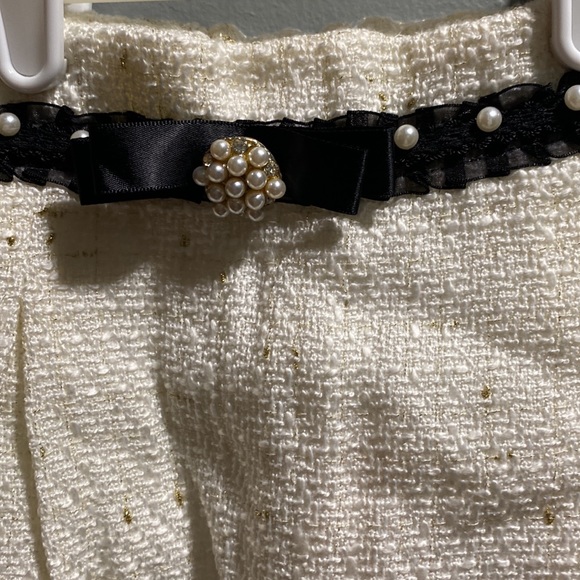 BRAND NEW GIRLS TWEED SKIRT SIZE 2T! NWT. THE COLOR IS IVORY. - Picture 3 of 5